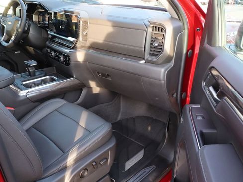 Used 2023 Chevrolet Silverado 1500 LTZ w/ LTZ Premium Package image 56