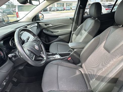 Certified 2023 Buick Encore GX Select image 9