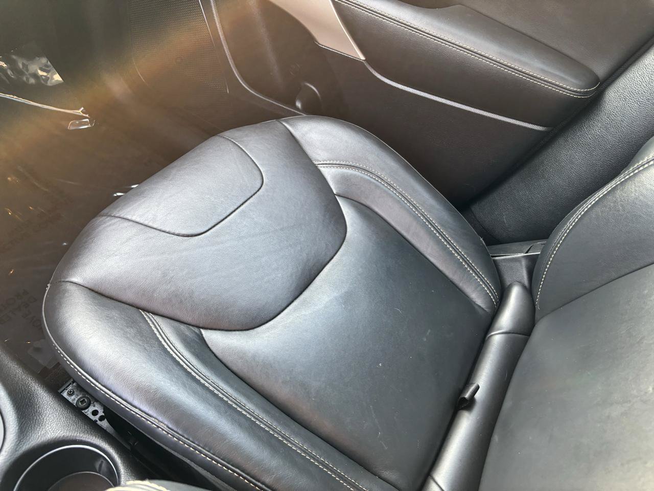 Used 2017 Jeep Cherokee Limited AWD/4WD image 34