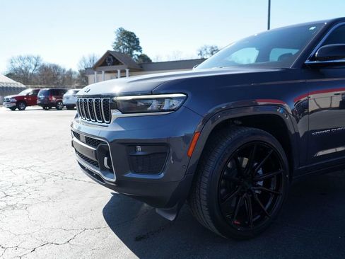 Used 2022 Jeep Grand Cherokee L Overland image 10