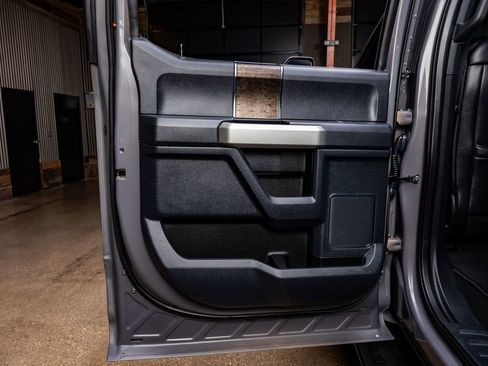 Used 2022 Ford F250 Lariat w/ Lariat Ultimate Package image 37