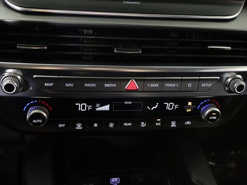 Used 2022 Kia Telluride LX AWD/4WD image 49