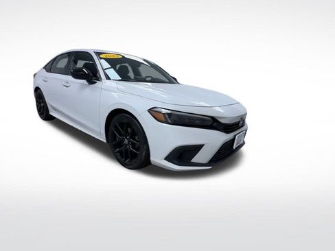 Used 2023 Honda Civic Sport image 2