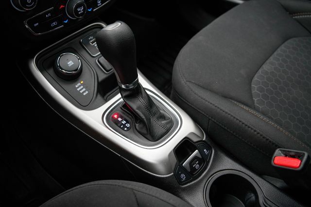 Used 2019 Jeep Compass Sport AWD/4WD image 30