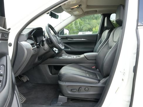 Used 2024 INFINITI QX60 Sensory AWD/4WD image 17