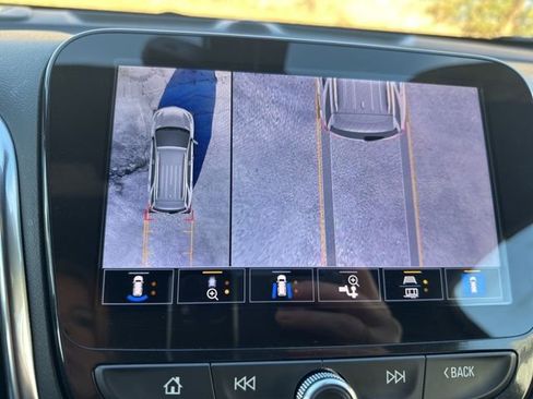 Used 2022 Chevrolet Equinox Premier image 29