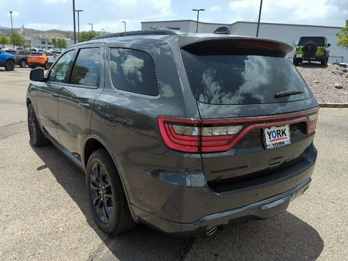 Certified 2026 Dodge Durango GT w/ Blacktop Package AWD/4WD image 6