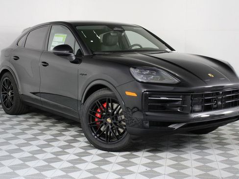 New 2026 Porsche Cayenne S AWD/4WD image 9