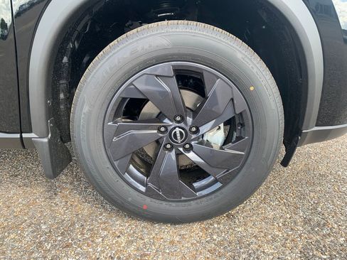 New 2026 Nissan Rogue SV image 3