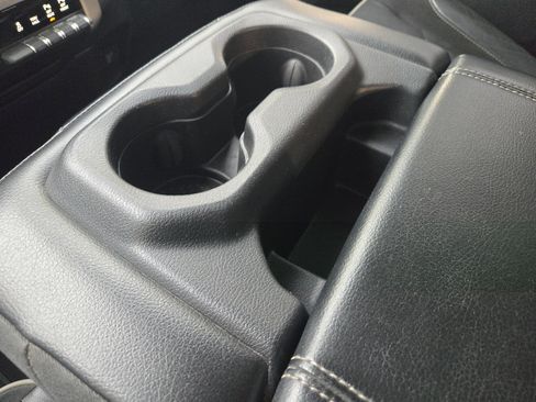 Used 2020 RAM 1500 Laramie image 23