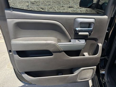 Used 2018 Chevrolet Silverado 1500 LT w/ All Star Edition AWD/4WD image 36