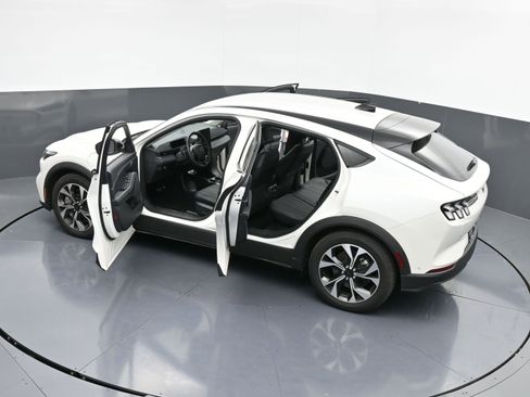 Used 2024 Ford Mustang Mach-E Select w/ Comfort Package Lite image 40