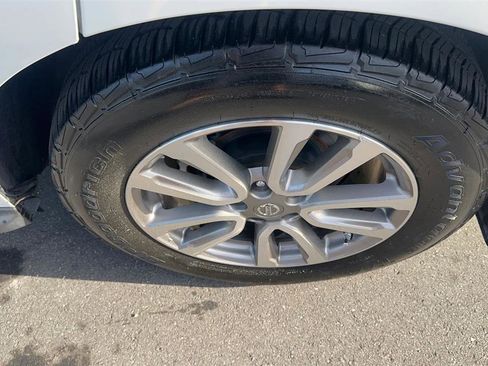 Used 2015 Nissan Pathfinder SV w/ Trailer Tow Package image 15