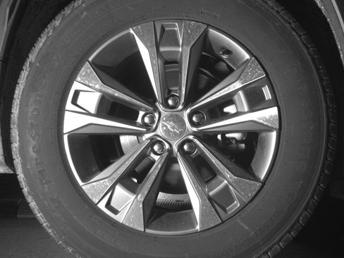 Used 2025 Chevrolet Equinox LT FWD image 15