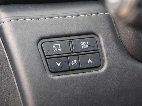 Used 2023 Lexus LX 600 F Sport w/ Accessory Package (Z1) AWD/4WD image 15