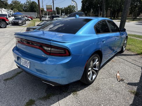 Used 2015 Dodge Charger R/T w/ Premium Group RWD image 3