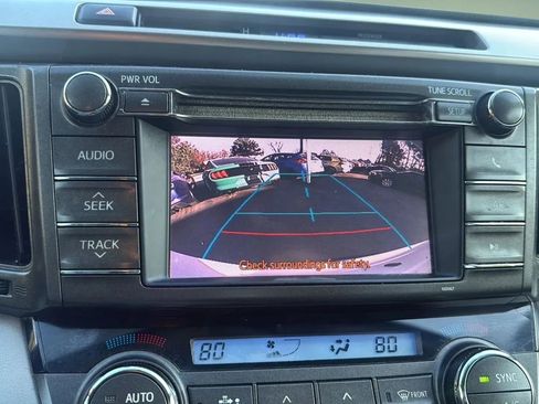 Used 2013 Toyota RAV4 XLE image 15