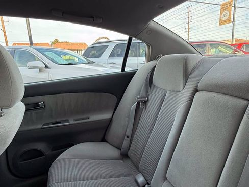 Used 2006 Nissan Altima 3.5 SE FWD image 26