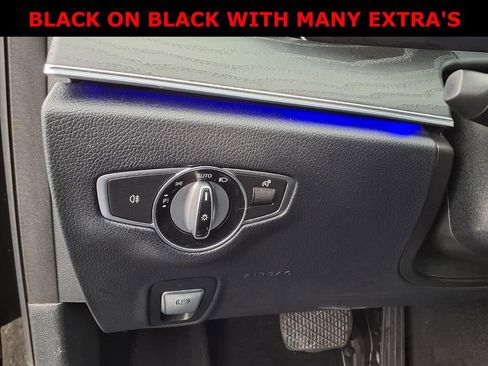 Used 2022 Mercedes-Benz E 350 4MATIC Sedan image 16