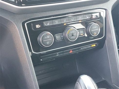 Certified 2023 Volkswagen Atlas SE w/ Black Wheel Package image 27