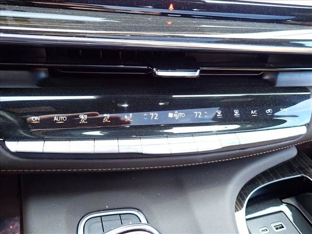 Used 2024 Cadillac Escalade Sport w/ Touring Package AWD/4WD image 23