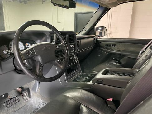 Used 2003 Chevrolet Silverado 1500 SS AWD/4WD image 21