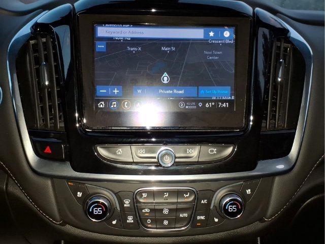 Used 2023 Chevrolet Traverse Premier AWD/4WD image 19