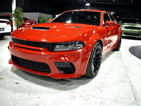 Used 2022 Dodge Charger SRT Hellcat w/ Harman/Kardon Audio Group image 8