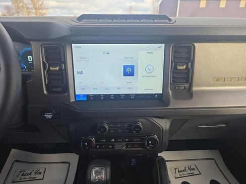 New 2025 Ford Bronco Badlands AWD/4WD image 18