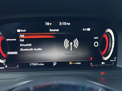 Used 2024 Nissan Rogue SL w/ SL Premium Package FWD image 23