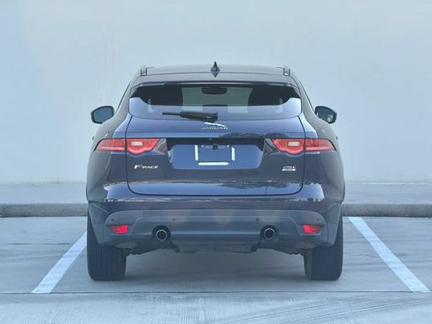 Used 2019 Jaguar F-PACE Premium AWD/4WD image 6