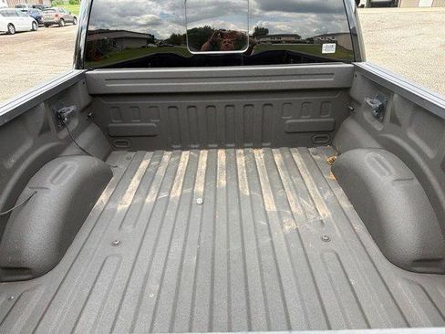 Used 2019 Ford F150 Lariat w/ Equipment Group 502A Luxury AWD/4WD image 5