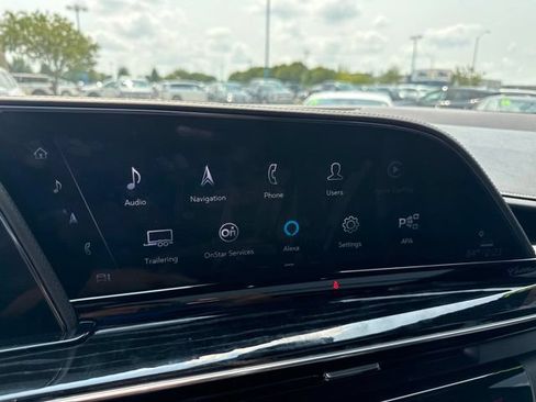Used 2021 Cadillac Escalade Sport w/ Driver Assist Tech Package AWD/4WD image 35