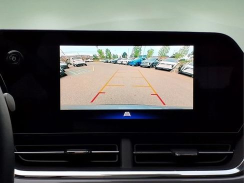Used 2025 Chevrolet Trax ACTIV w/ Sunroof Package FWD image 20