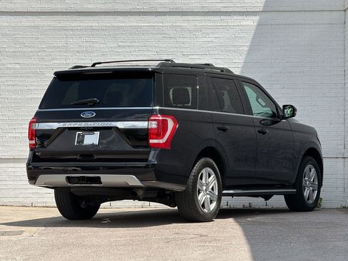 Used 2019 Ford Expedition XLT w/ Equipment Group 202A RWD image 8