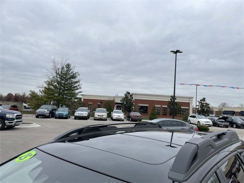 Used 2025 Subaru Outback Onyx Edition image 8