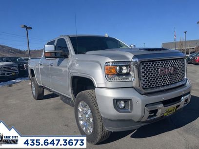 Used 2017 GMC Sierra 2500 Denali w/ Duramax Plus Package