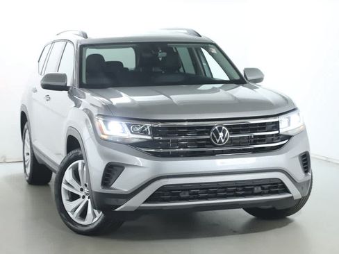 Certified 2023 Volkswagen Atlas SE AWD/4WD image 1