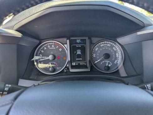 Used 2023 Toyota Tacoma TRD Off-Road AWD/4WD image 38