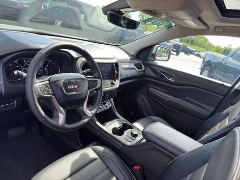 Certified 2023 GMC Acadia Denali w/ Denali Ultimate Package AWD/4WD image 25