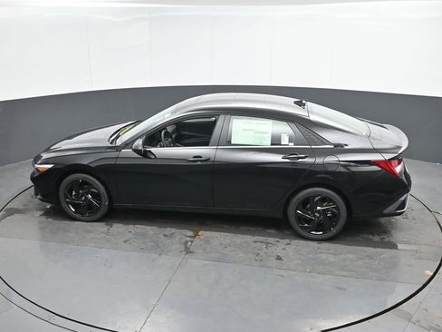 New 2026 Hyundai Elantra SEL Sport Premium FWD image 36