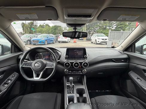 Used 2021 Nissan Sentra SV FWD image 19