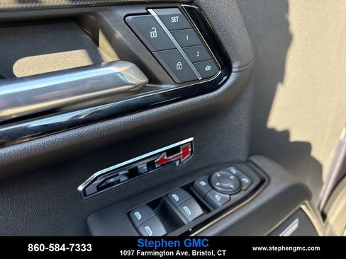 Used 2023 GMC Sierra 1500 AT4 w/ Technology Package image 14