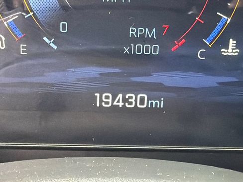 Used 2025 Chevrolet Equinox ACTIV FWD image 25