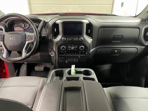 Used 2019 Chevrolet Silverado 1500 LT Trail Boss w/ Convenience Package AWD/4WD image 13