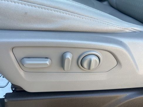 Used 2021 Chevrolet Silverado 2500 LT w/ Convenience Package image 17