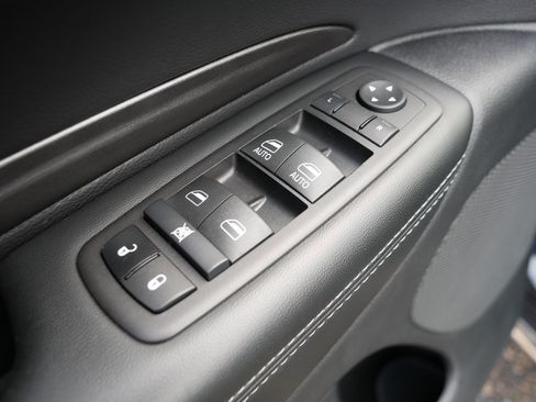 Certified 2024 Dodge Durango SXT image 19