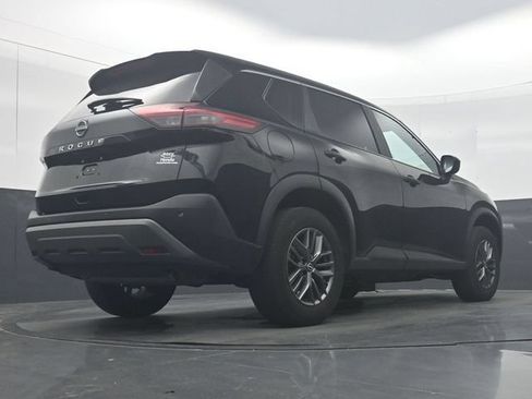 Used 2023 Nissan Rogue S FWD image 32