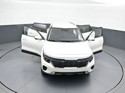 New 2025 Kia Seltos S image 45