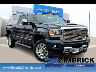 Used 2017 GMC Sierra 2500 Denali w/ Duramax Plus Package